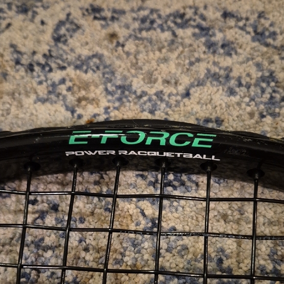E-Force Brawl Racketball Racket. - Picture 3 of 6